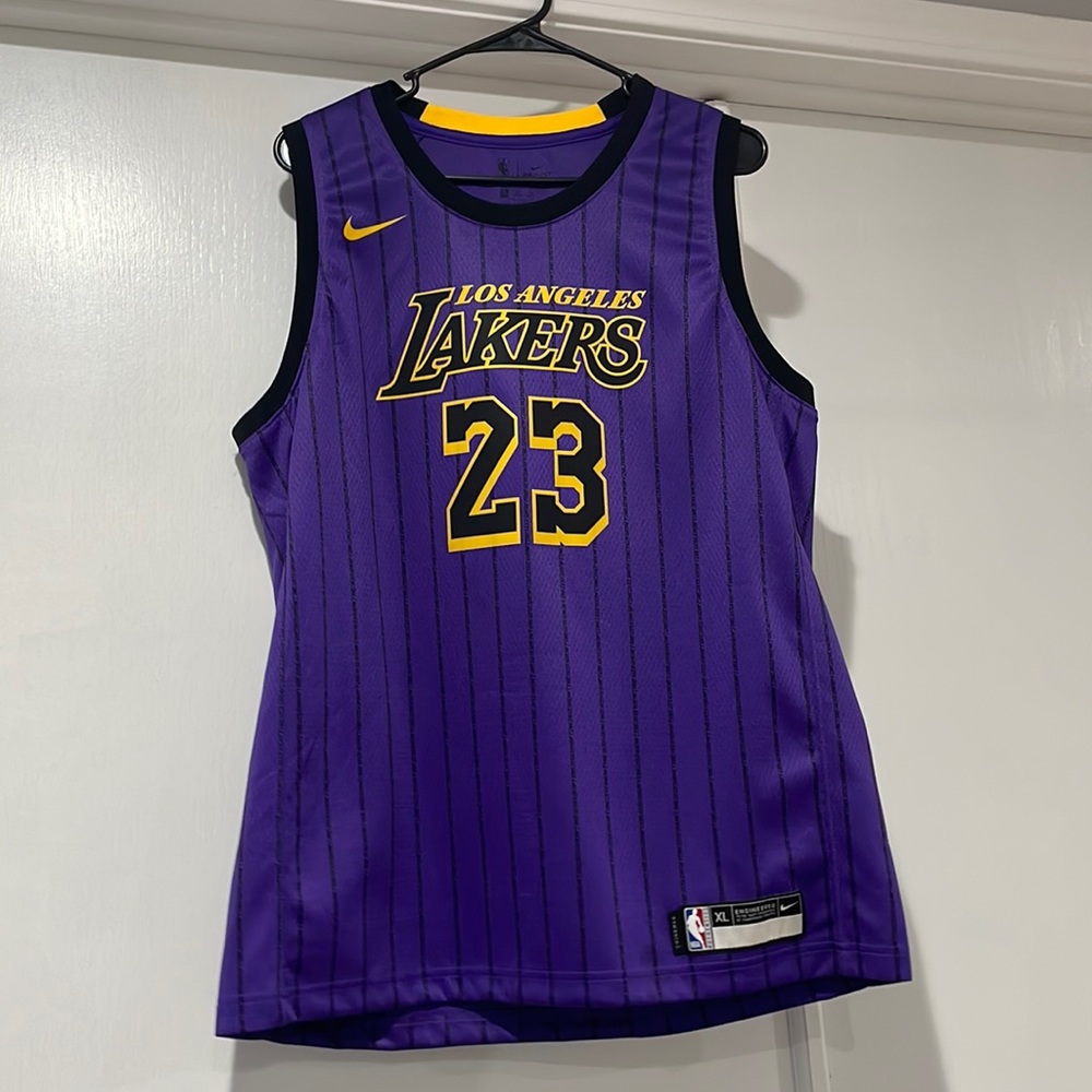 Lebron James youth jersey